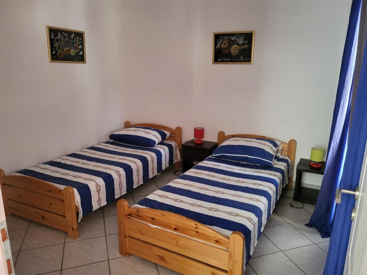 Apartments Masic Milovci Exterior photo