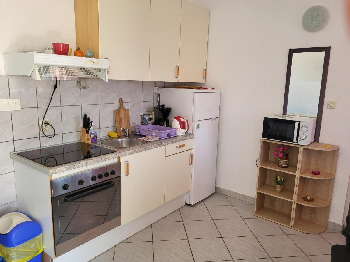 Apartments Masic Milovci Exterior photo